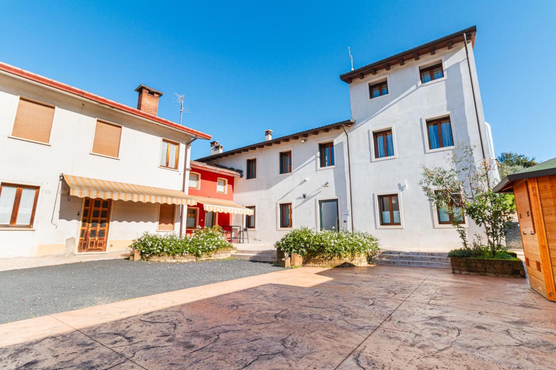 La Pietra Nera Villa San Giovanni Ilarione Exterior photo